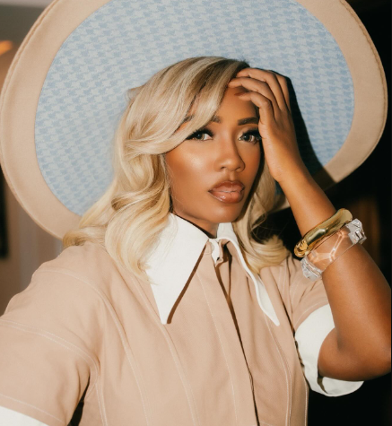 Tiwa Savage – 100 Million Ft OdumoduBlvck