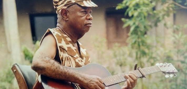 Mike Ejeagha - Gwo Gwo Gwo Ngwo